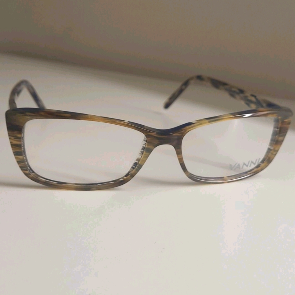 New X from display Vanni eyeglasses frame